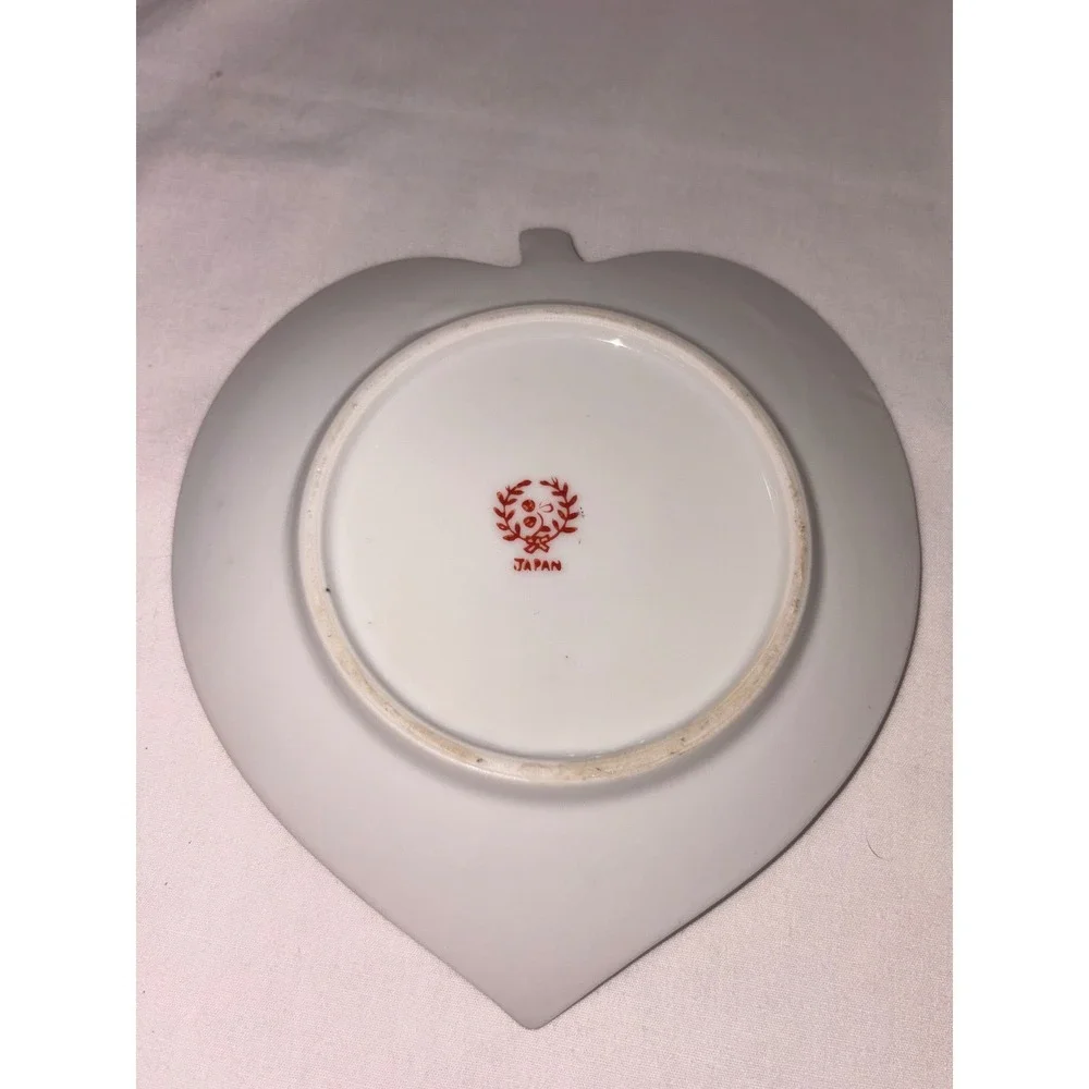 Japan Lusterware Heart Leaf Floral Porcelain Trinket Dish‎ Iridescent Vintage